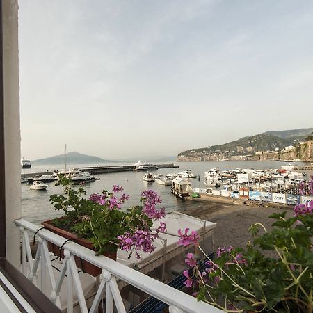 Surriento Suites Сорренто Экстерьер фото