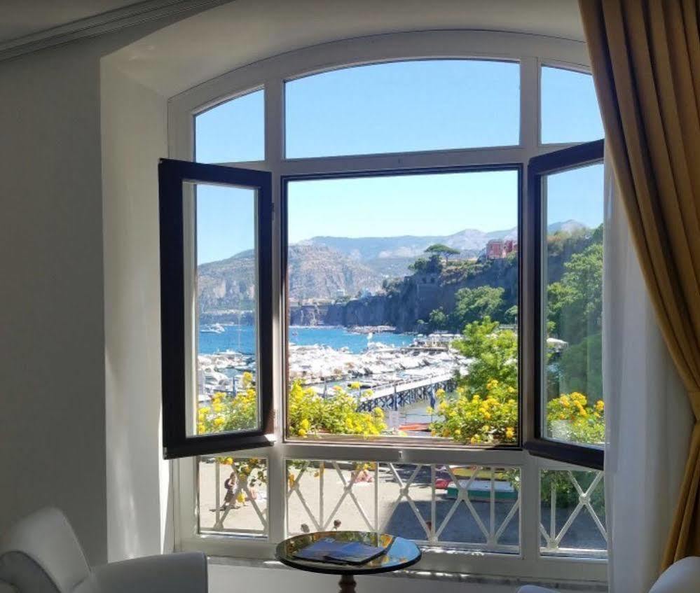 Surriento Suites Сорренто Экстерьер фото