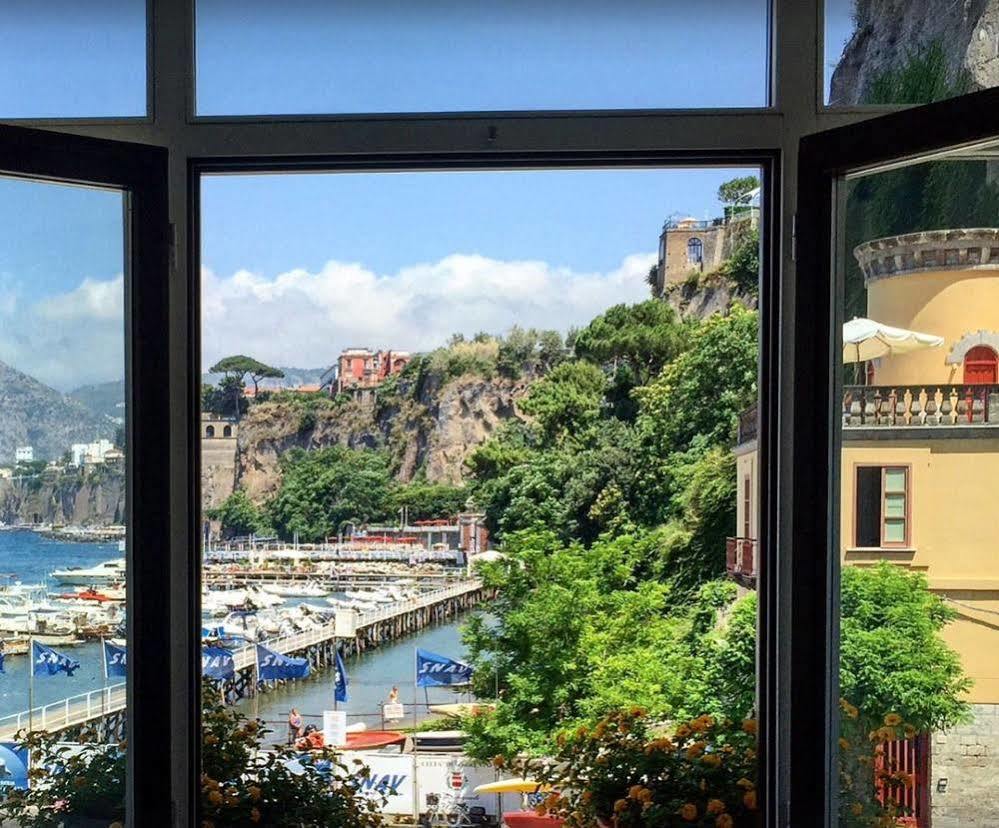 Surriento Suites Сорренто Экстерьер фото