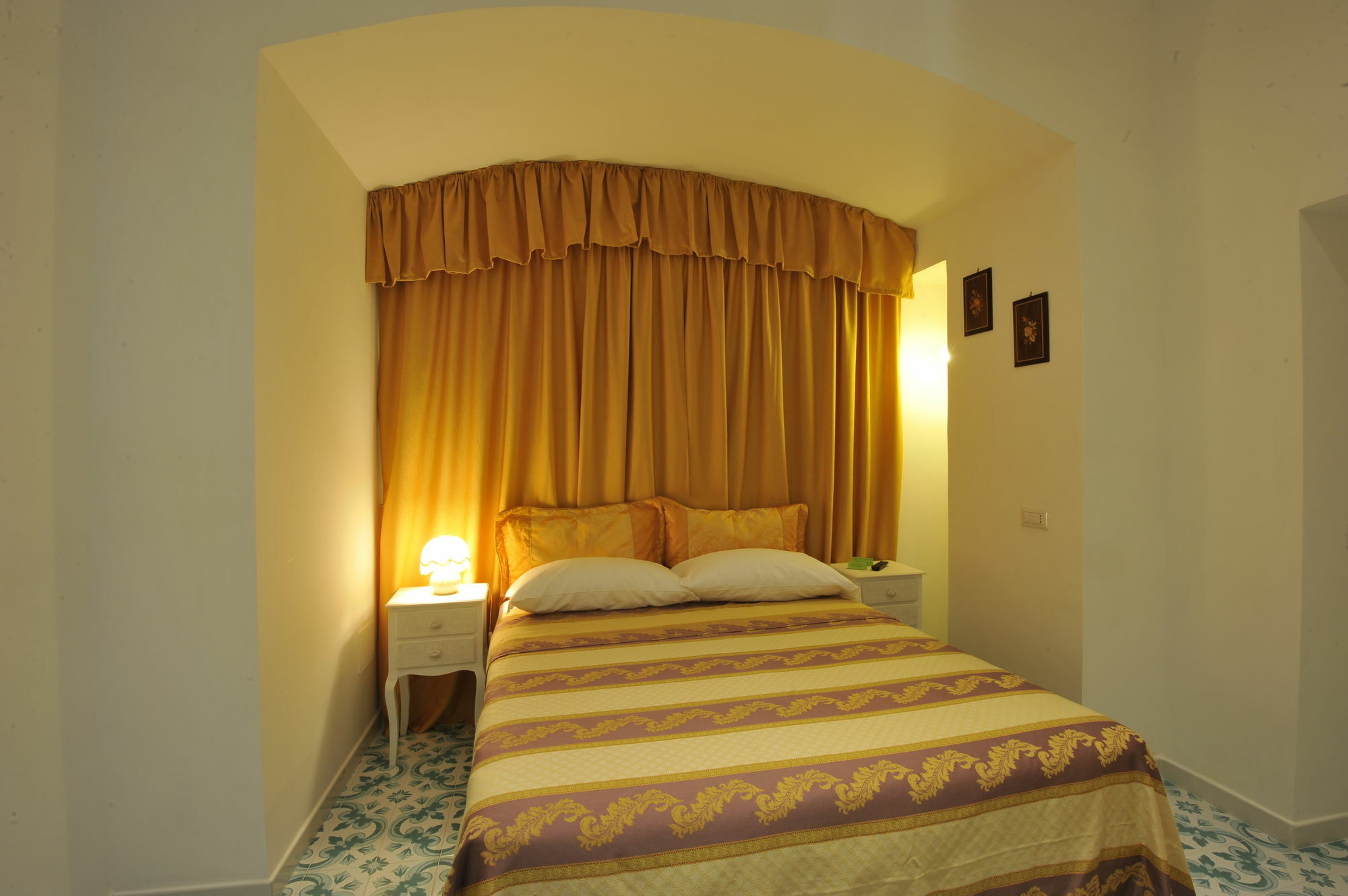 Surriento Suites Сорренто Экстерьер фото